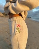 Dandy Gift Giving Sweatpants in Heather Gray