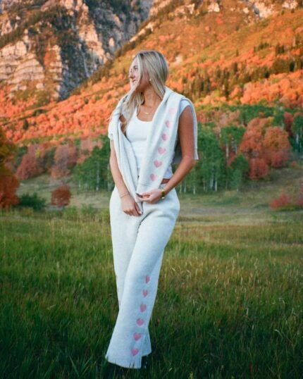 Dandy Heart on My Sleeve Sweatpants in Heather Gray